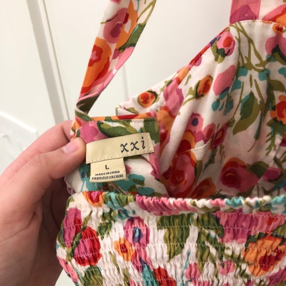 Cute peplum floral dress - Picture 5 of 6